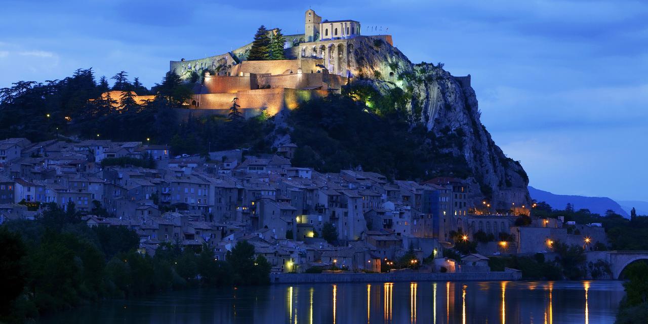 L'Oustalet Hotel Sisteron Buitenkant foto